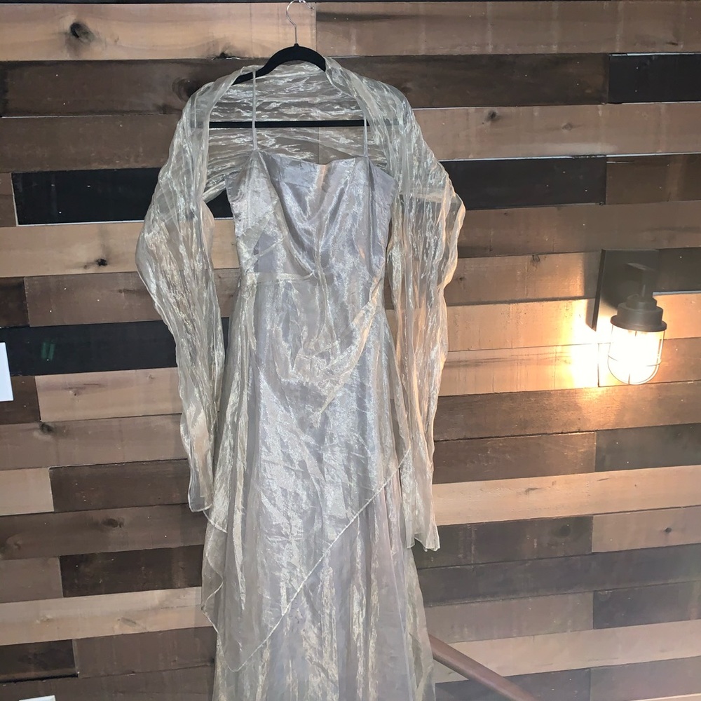 WOWZA DEL ROSARIO DRESS W/Wrap - Picture 3 of 7